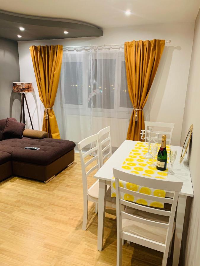 Confort View Apartment Iasi - 3 Rooms-Like Home Eksteriør bilde
