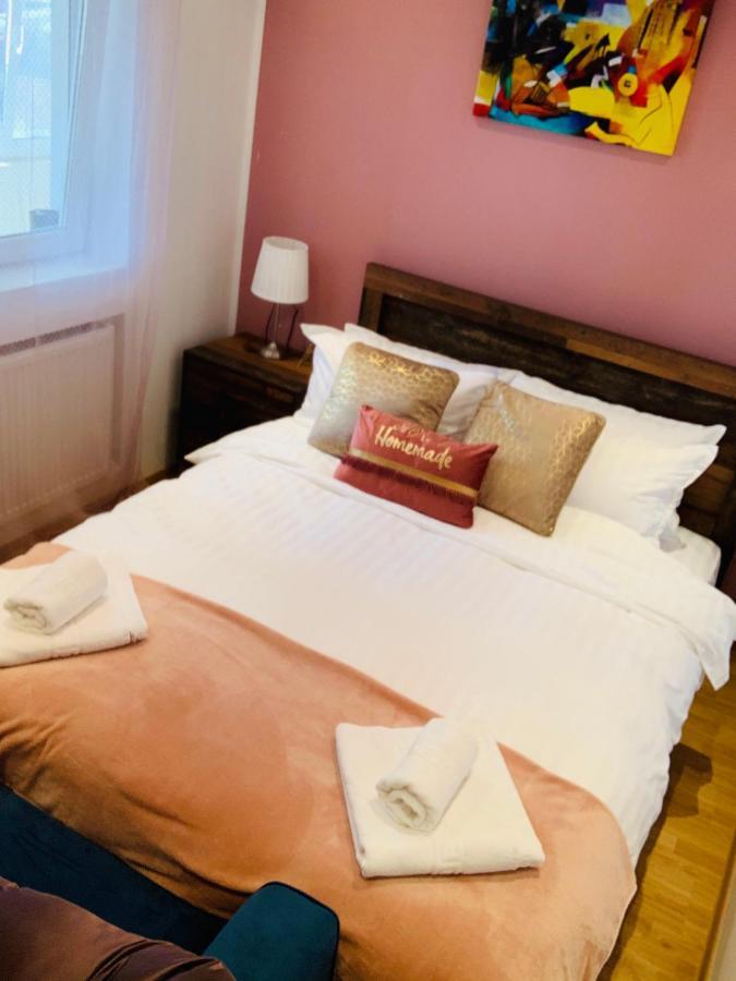Confort View Apartment Iasi - 3 Rooms-Like Home Eksteriør bilde